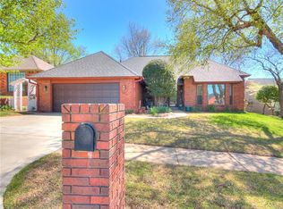1104 Fountain Gate Ct, Norman, OK 73072