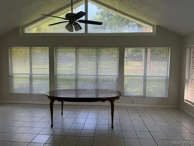 2 bed, 1.5 bath, 1446 sqft, $1,200 — Photo 3