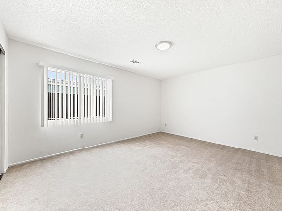 5th image of 123 W 64th Pl APT 2
