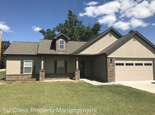 102 Deerfield Dr, Poplar Bluff, MO 63901