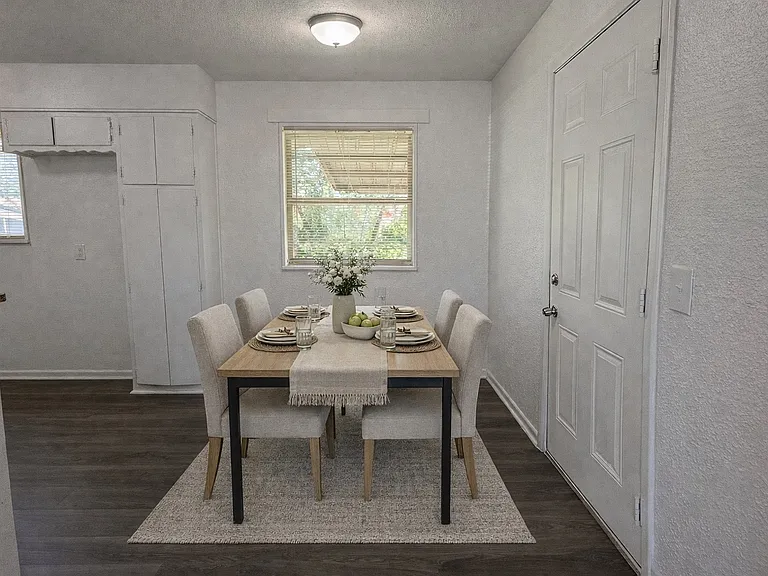 2333 Becker Pl — Photo 4