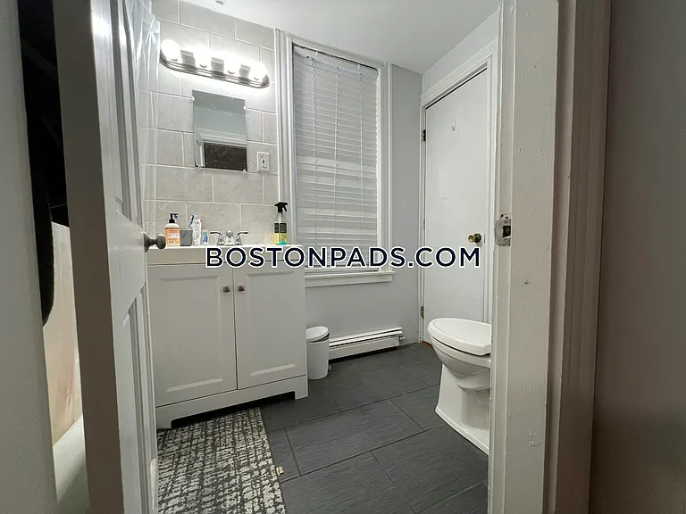 24 Farrington Ave #2 — Photo 30