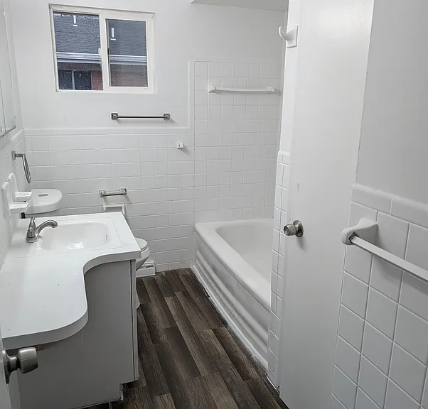 96 Cromwell Pl #6 — Photo 14