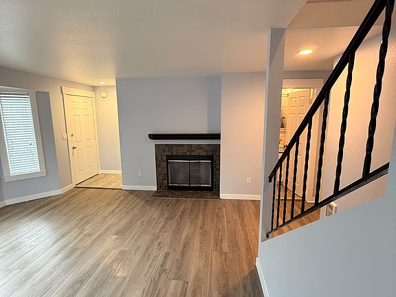 3rd image of 32724 4th Pl S