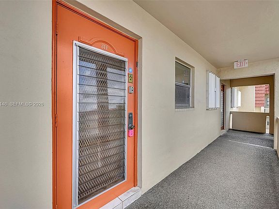3rd image of 7960 N Sunrise Lakes Dr APT 311