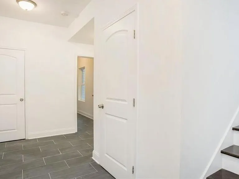722 Rose Palm Ln — Photo 13