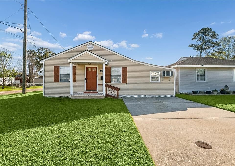 1st image of 757 Canton St