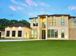 914 Fleming Dr, Mount Pleasant, TX 75455