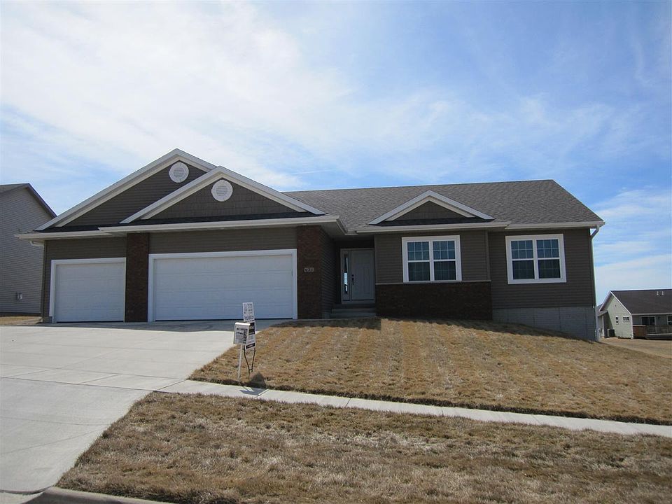 1st image of 421 Rolling Hills Dr