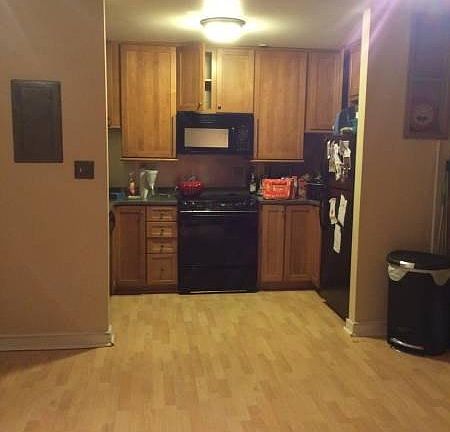 2nd image of 801 W McGee St Unit 10