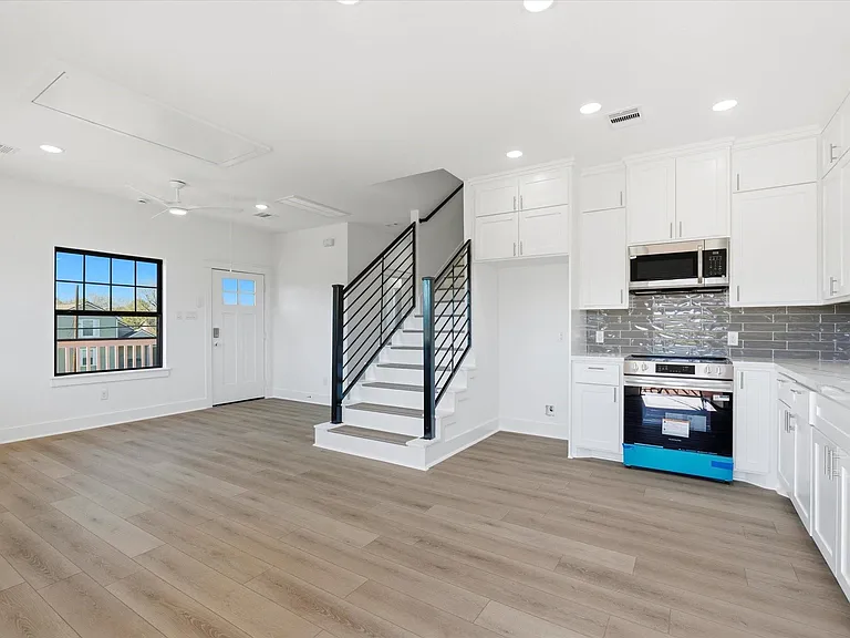 230 S Y St — Photo 4