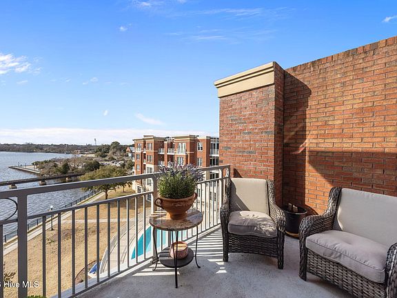 2nd image of 403 Sky Sail Boulevard