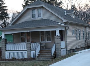1319 N 70th St, Wauwatosa, WI 53213