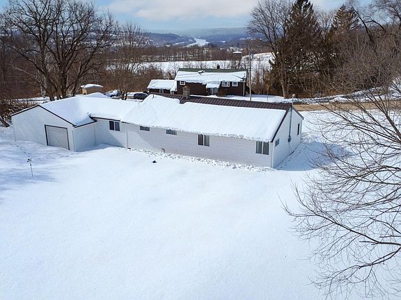 3rd image of 258 Switzer Hill Road