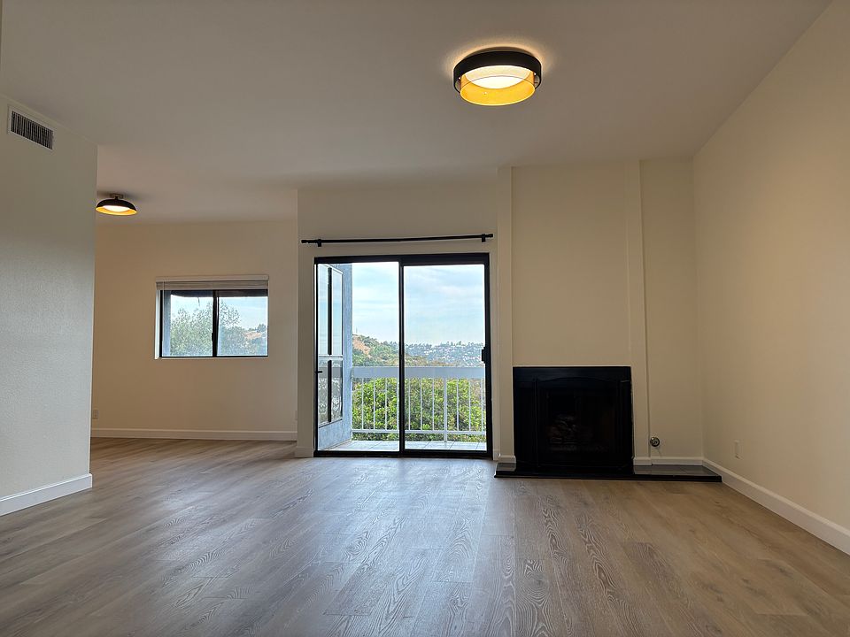 1st image of 627 Cabrillo Villas