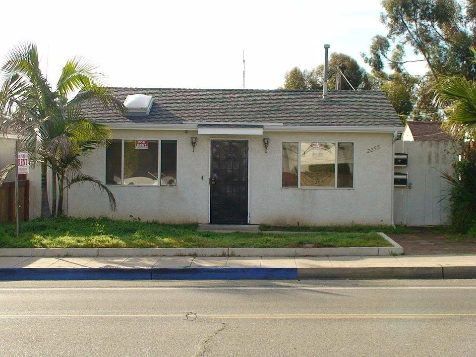 2255 Garnet Ave