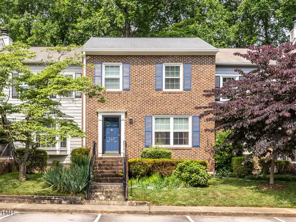 120 Bay Dr, Cary, NC 27511