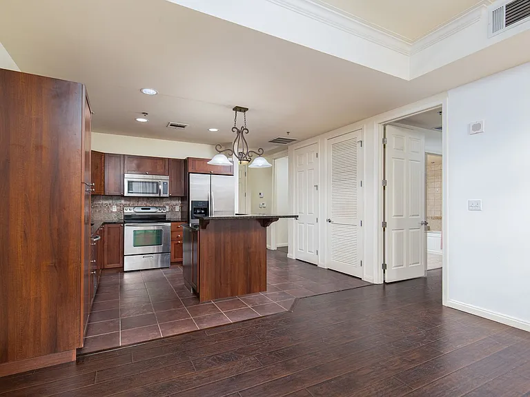 2405 W Serene Ave #522 — Photo 6