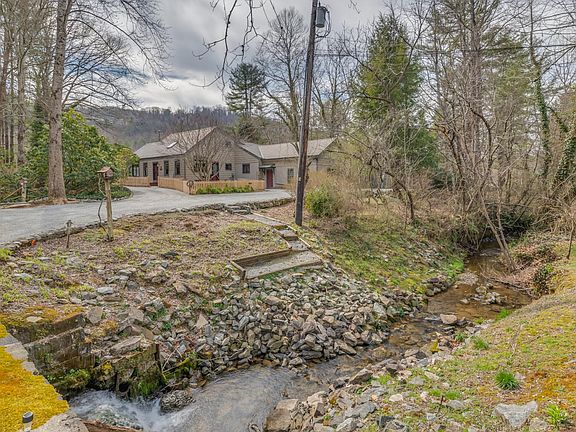 2nd image of 54 Shaws Creek Ln