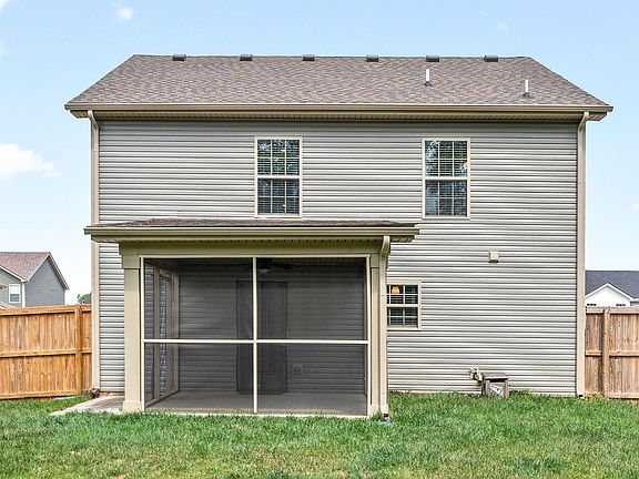 3rd image of 889 Lutz Ln