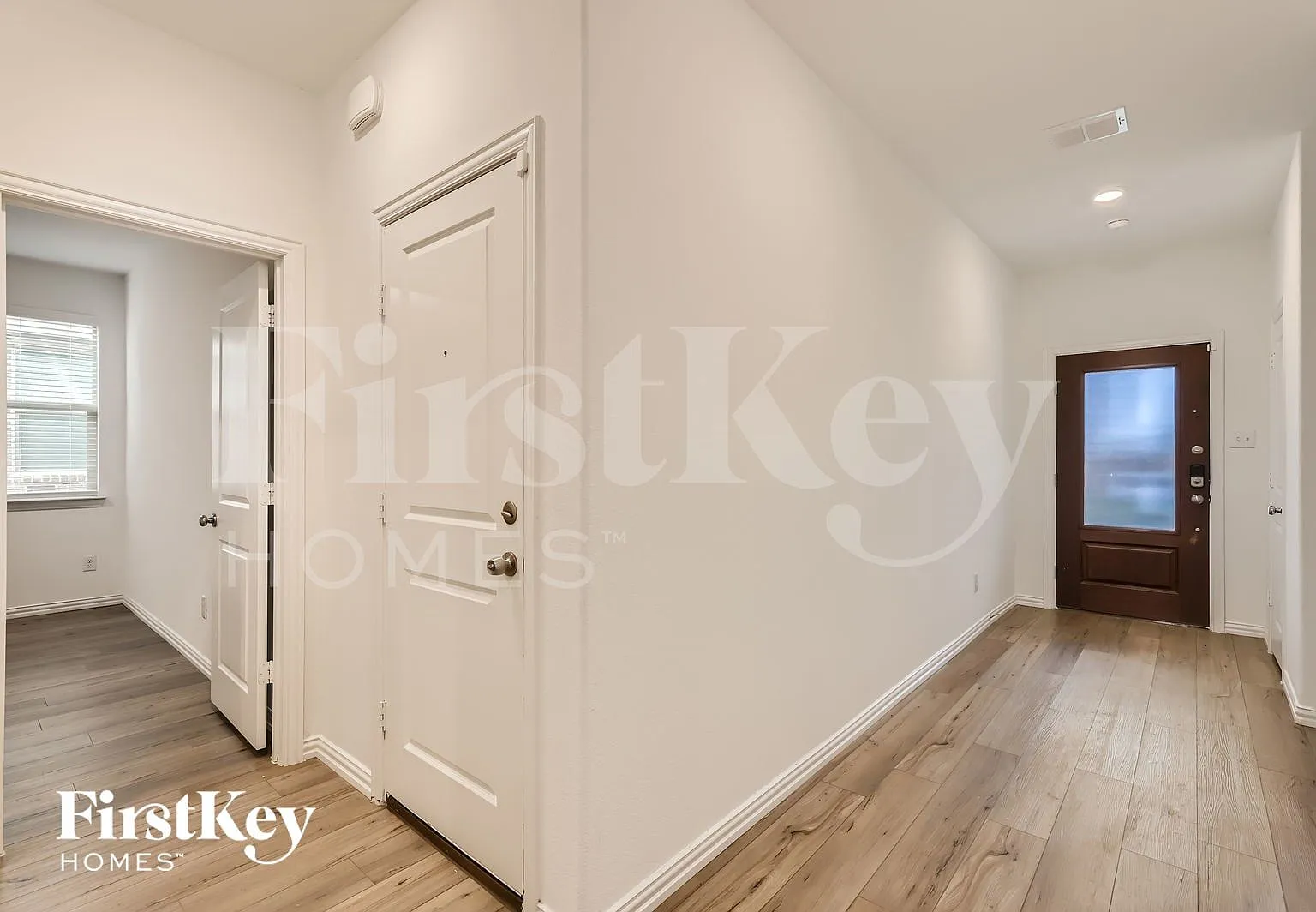4 bed, 2.0 bath, 1627 sqft, $1,945 — Photo 4