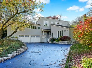 120 Ravine Rd, Hinsdale, IL 60521