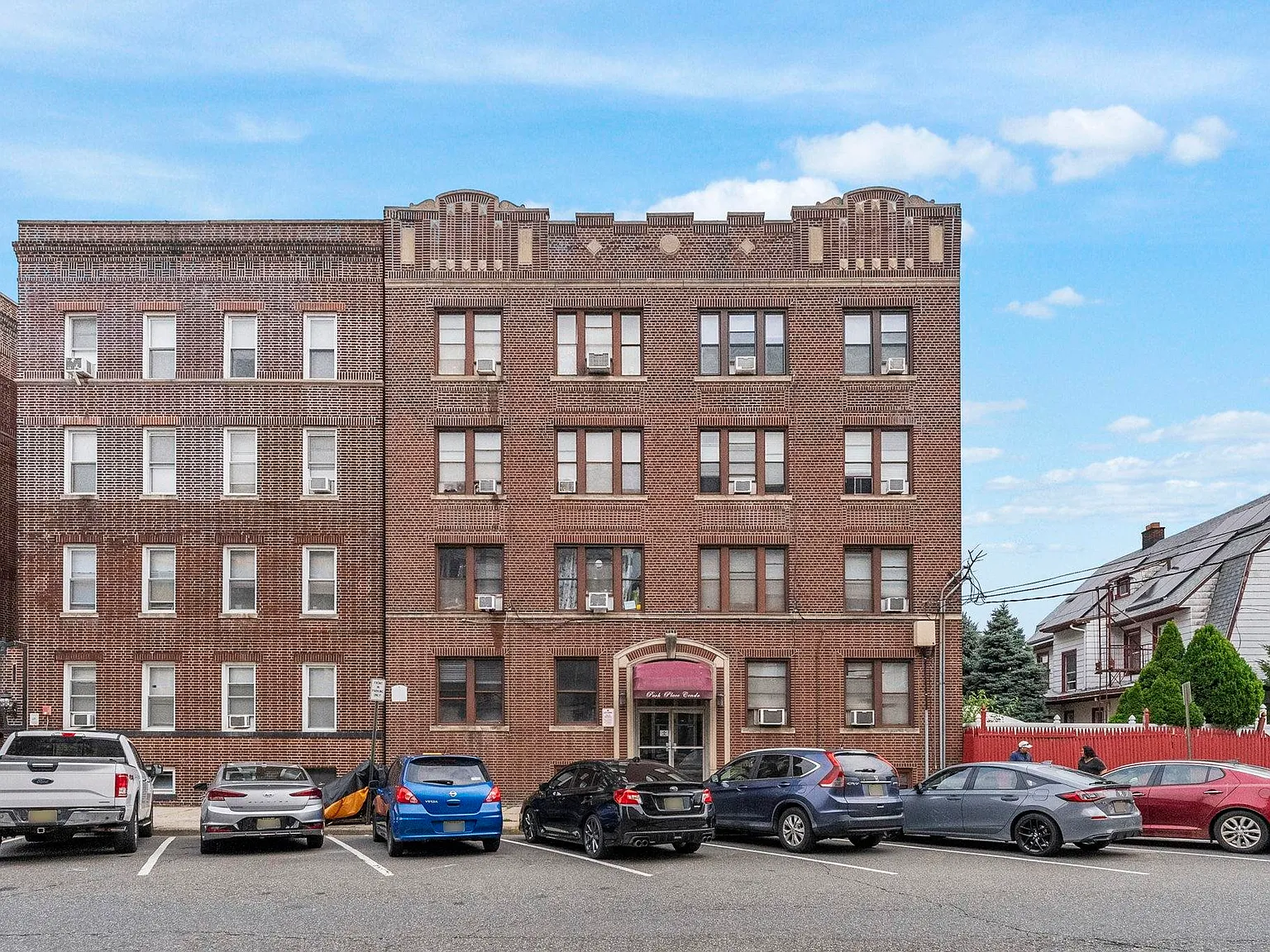 1 bed, 1.0 bath, $1,950 — Photo 1