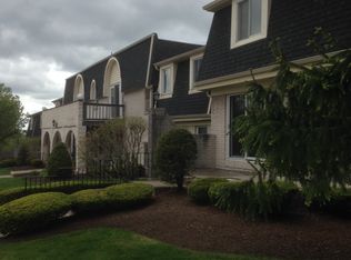 10 Cambridge Sq APT A, Amherst, NY 14221