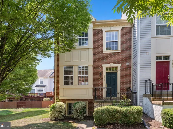 9203 McCarty Rd, Lorton, VA 22079