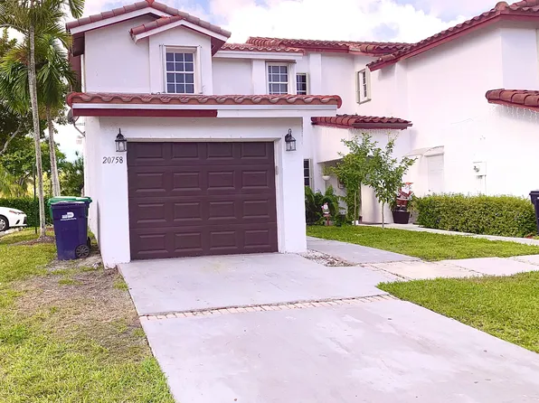 20758 SW 83rd Ave, Cutler Bay, FL 33189