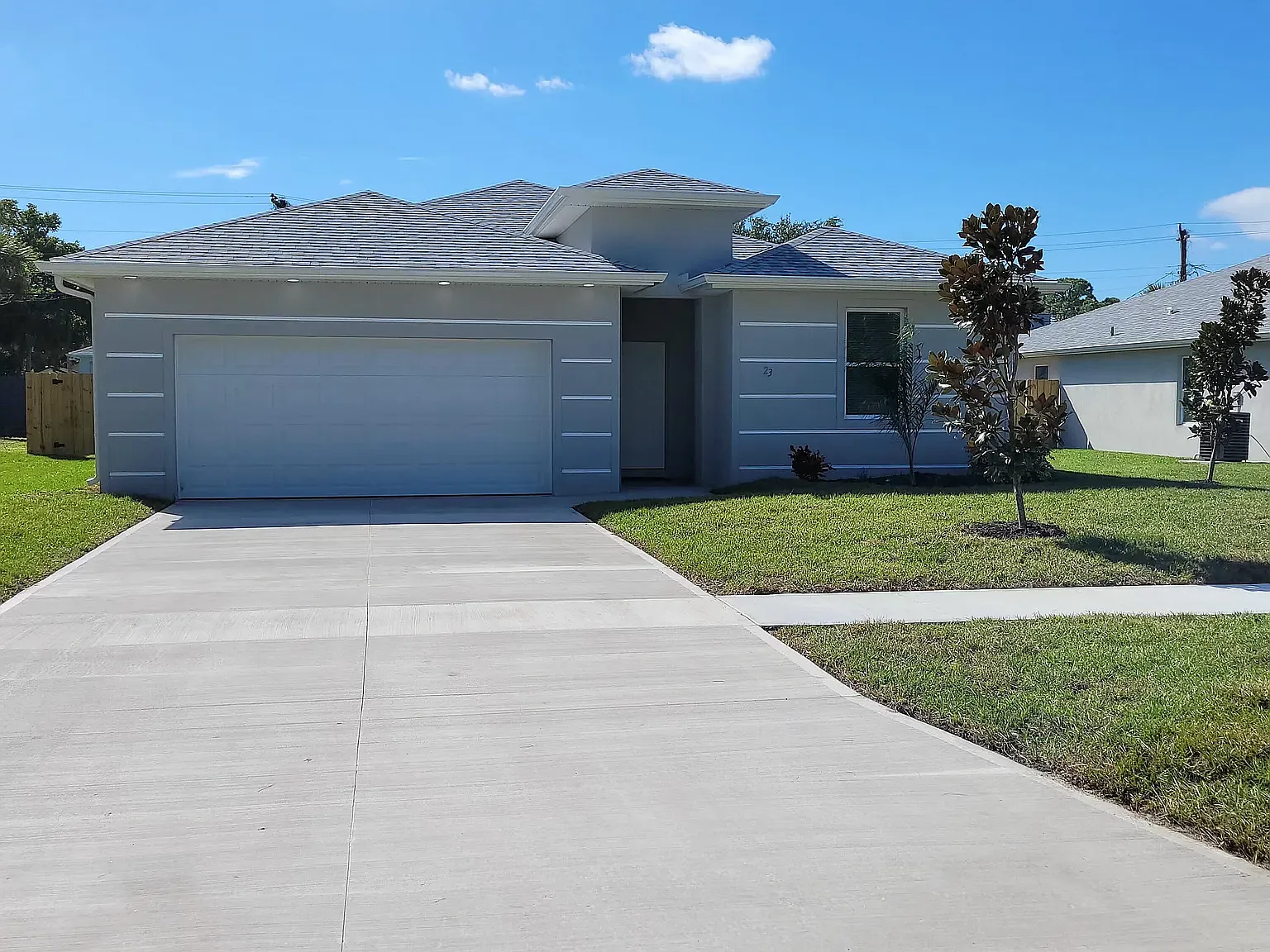 4 bed, 2006 sqft, $2,895 — Photo 2