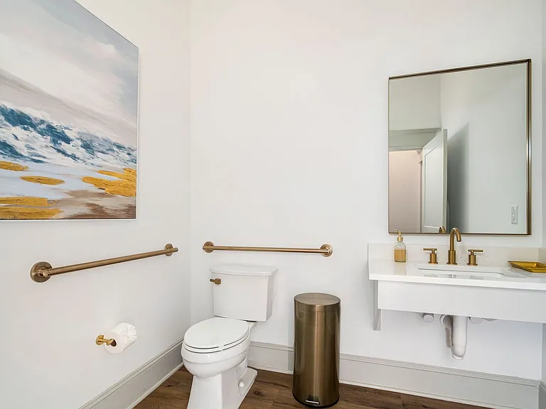 St. Andrews Luxury Apartments — Photo 34