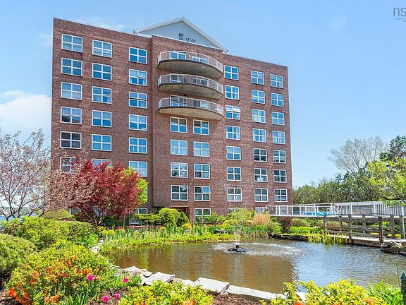 3rd image of 99 Waterfront Dr #802