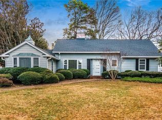 2022 Oak Ridge Rd, Oak Ridge, NC 27310