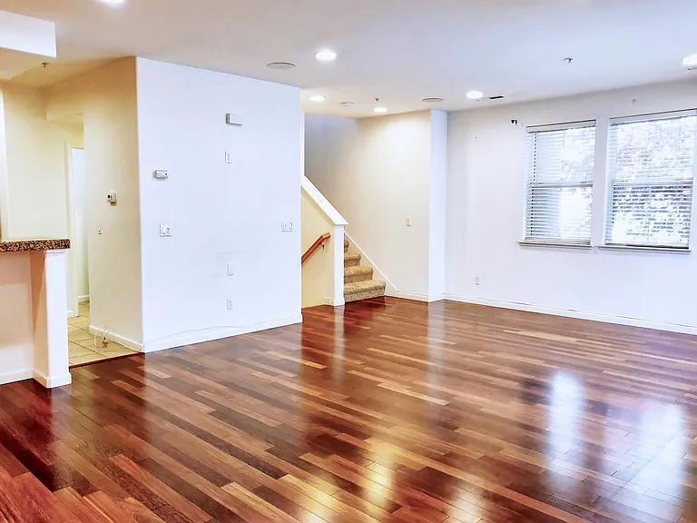 2576 Heron Ct — Photo 6