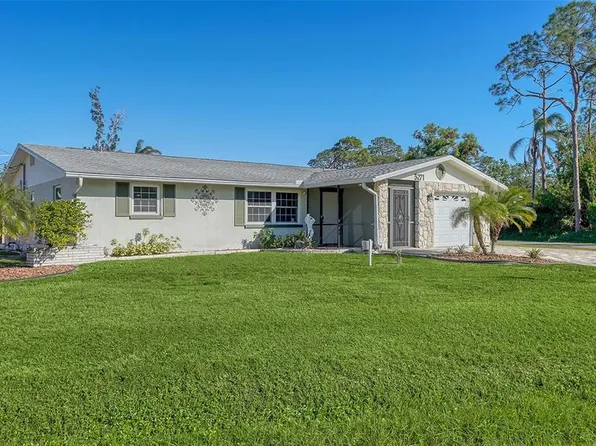3271 Geneva Rd, Venice, FL 34293