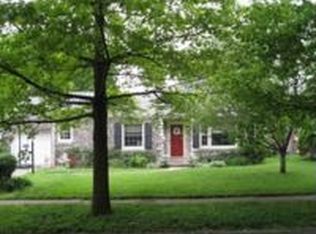 494 Stratford Dr, Lexington, KY 40503