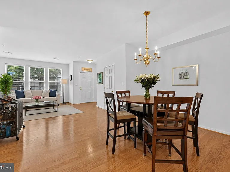 43081 Zander Ter — Photo 19