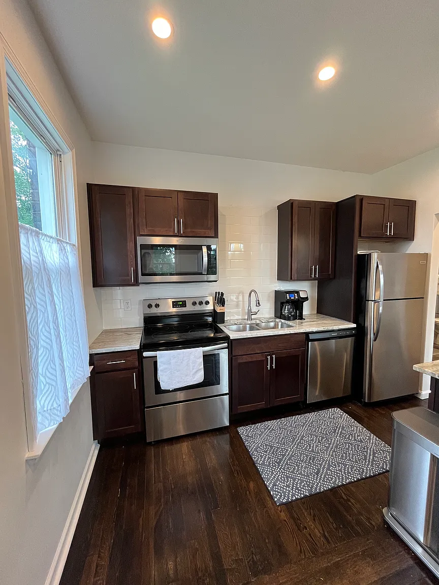 222 Harper Ave photo 1