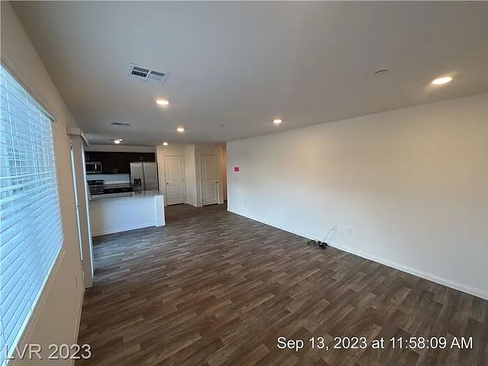 2750 Frosted Teal Ave — Photo 5