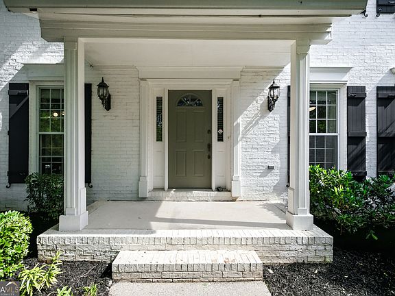 3rd image of 2796 Craig Ct