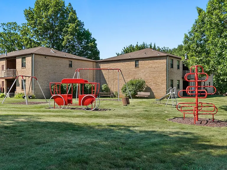 Powder Mill Apartments — Photo 15