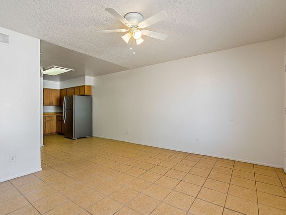 63-web-or-mls-Interior Done-43_11072024