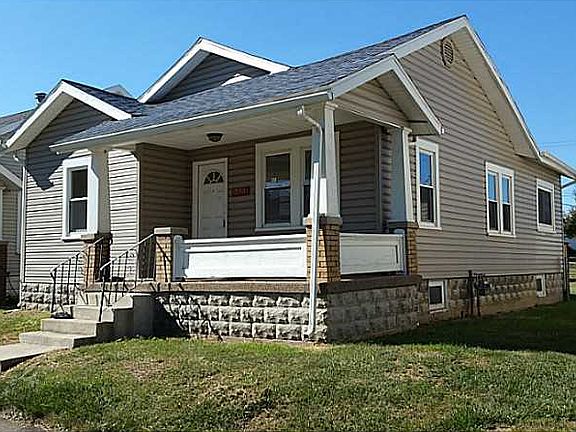 2nd image of 718 Vine St