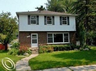 754 N Esplanade St, Mount Clemens, MI 48043