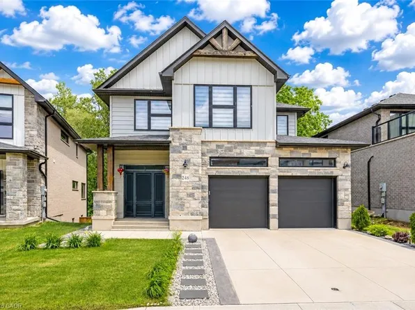 248 Otterbein Rd, Kitchener, ON N2B 3J7