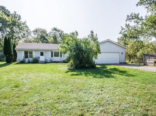 401 Jennings Rd, Whitmore Lake, MI 48189