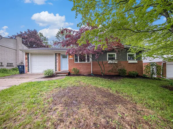 660 Cloverdale St, Ann Arbor, MI 48105