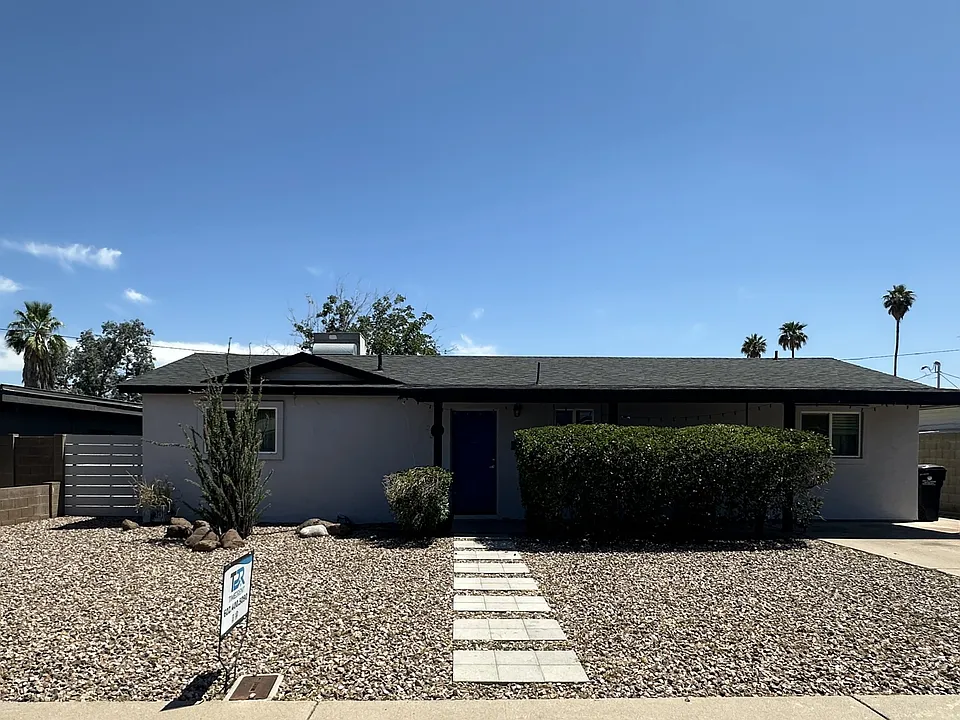 2315 E Marmora St