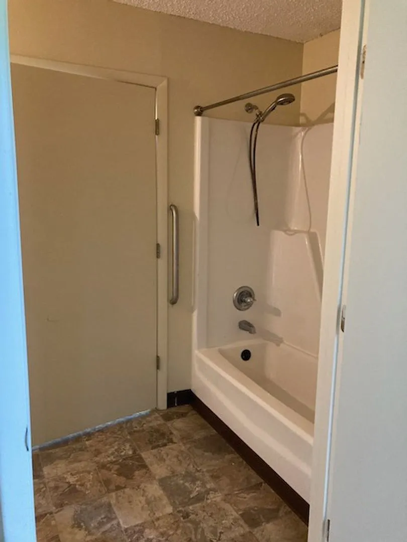 1605 McDowell — Photo 1